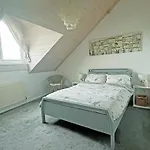 Cockleshell 度假居 *