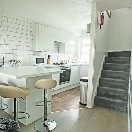 Holiday home Cockleshell